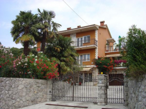 Apartments with a parking space Rijeka - 15854